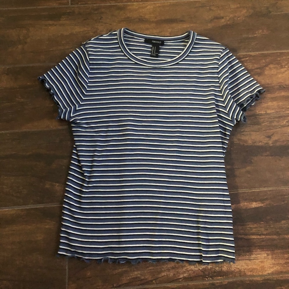 Forever 21 cropped tee